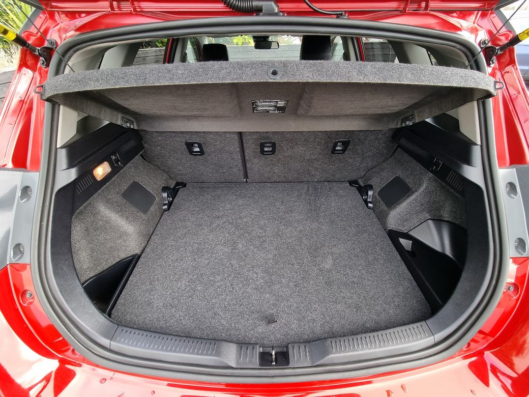 2016 Toyota Auris