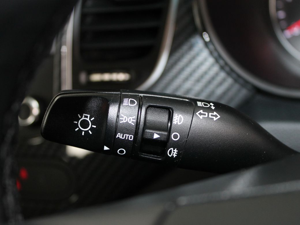 2018 Kia Carens