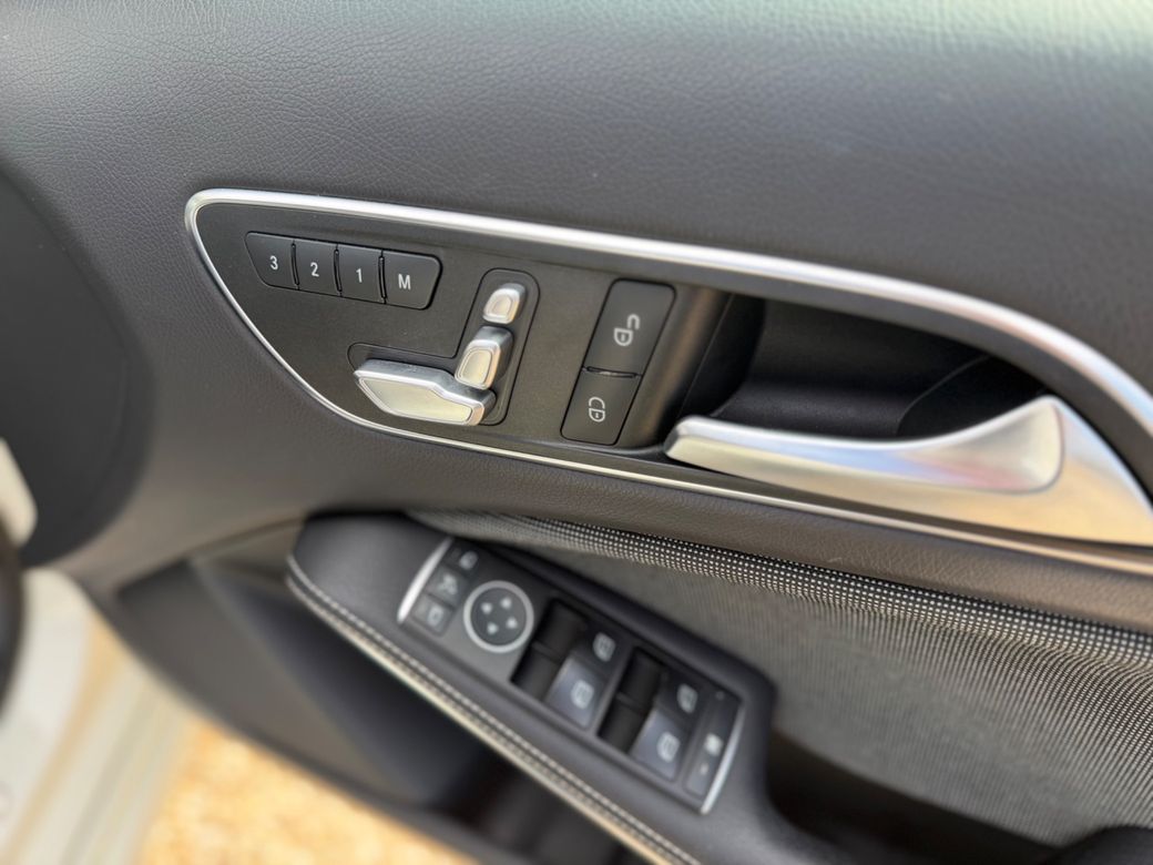 2017 Mercedes-Benz A 180