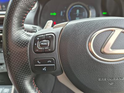 2020 Lexus IS 300h