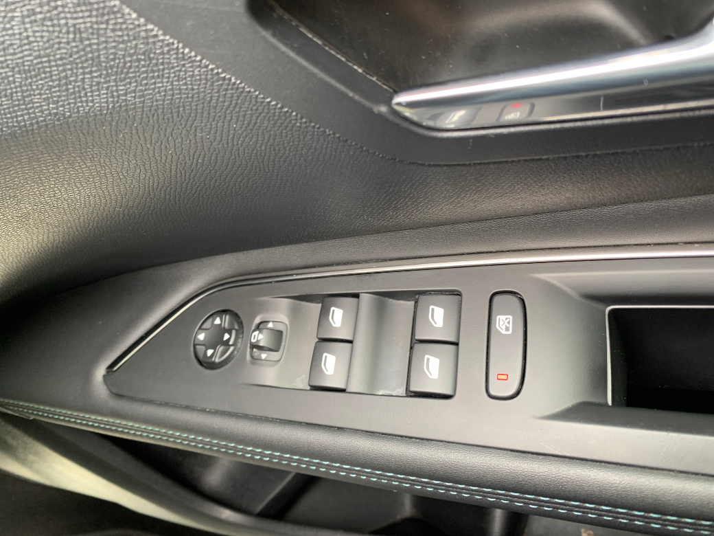 2022 Peugeot 3008