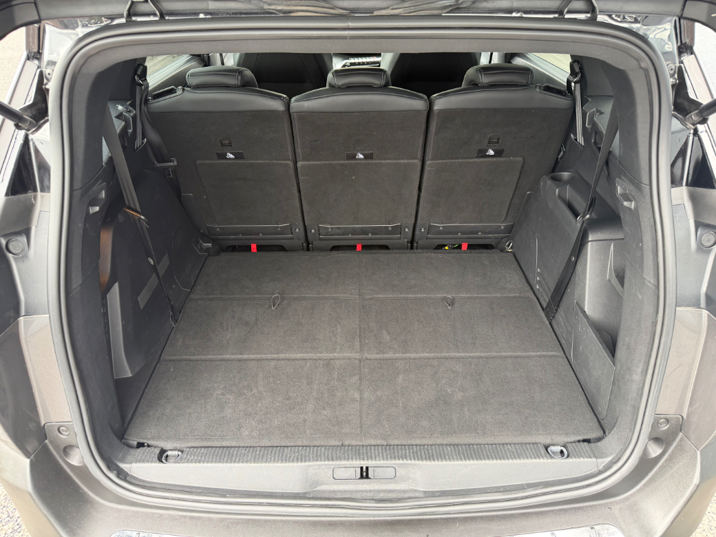2024 Peugeot 5008
