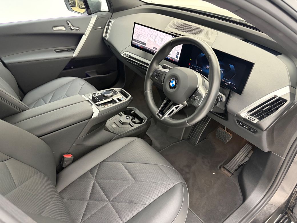 2025 BMW iX