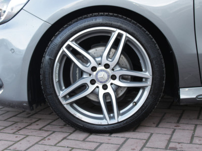 2016 Mercedes-Benz A 180