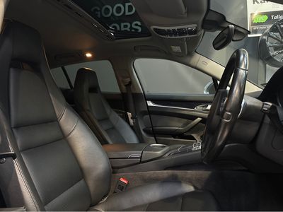 2016 Porsche Panamera