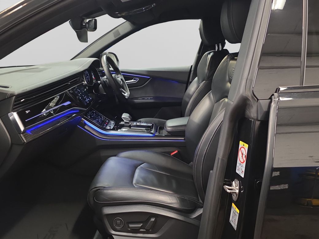 2024 Audi Q8
