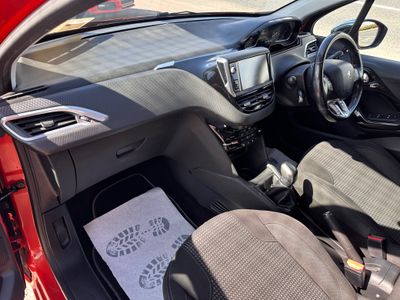 2015 Peugeot 208