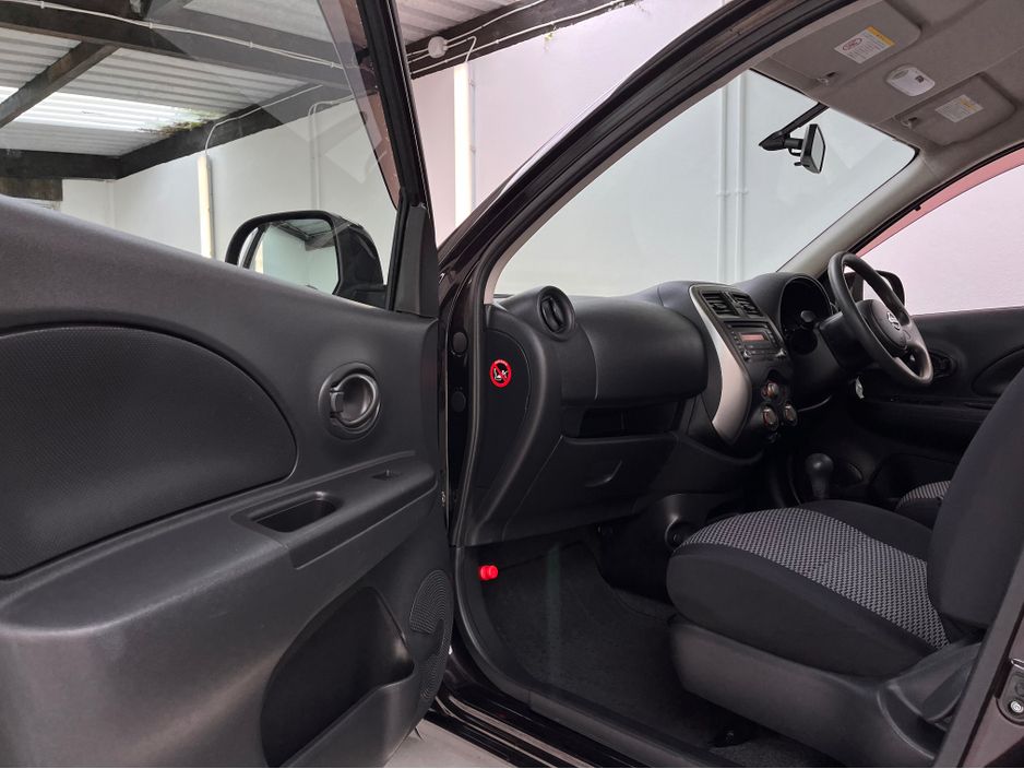 2016 Nissan March