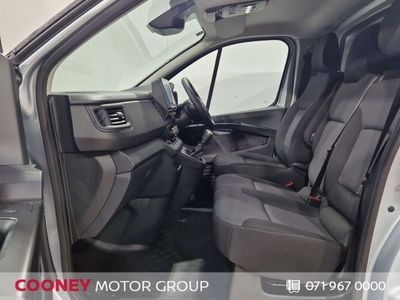 2025 Nissan Primastar