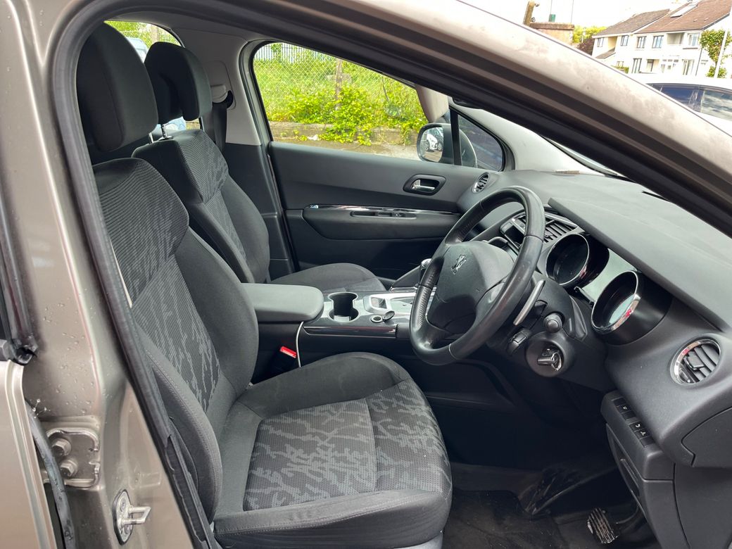 2012 Peugeot 3008