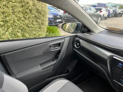 2015 Toyota Auris