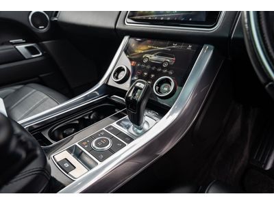 2020 Land Rover Range Rover Sport