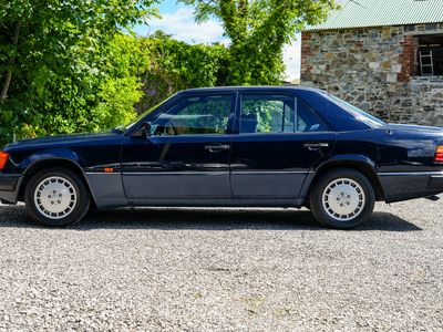 1991 Mercedes-Benz E 300