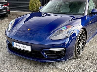 2022 Porsche Panamera