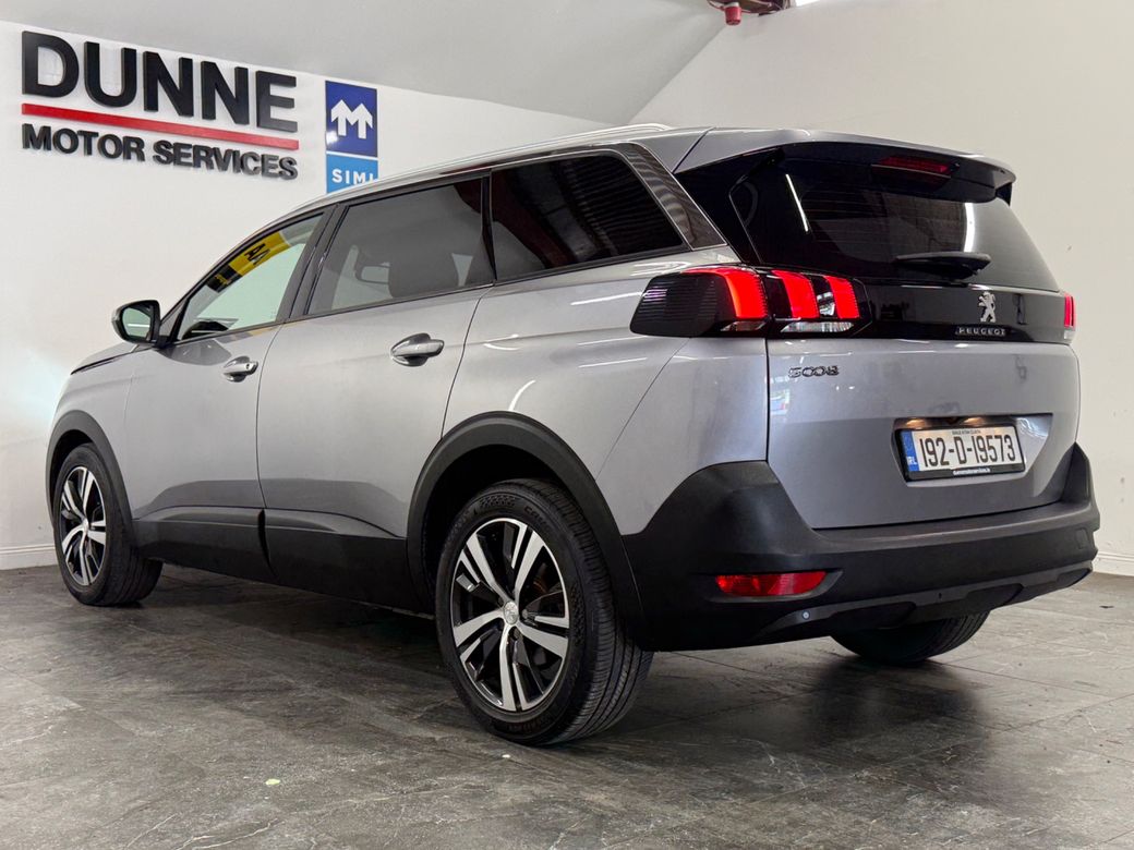 2019 Peugeot 5008