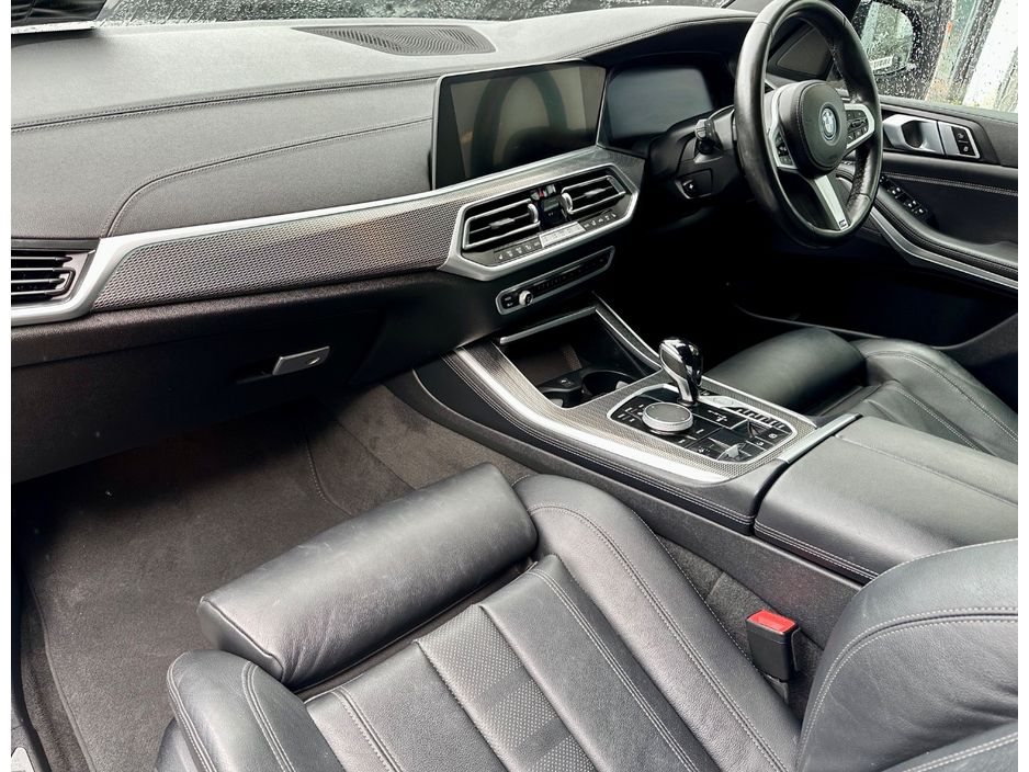 2022 BMW X5