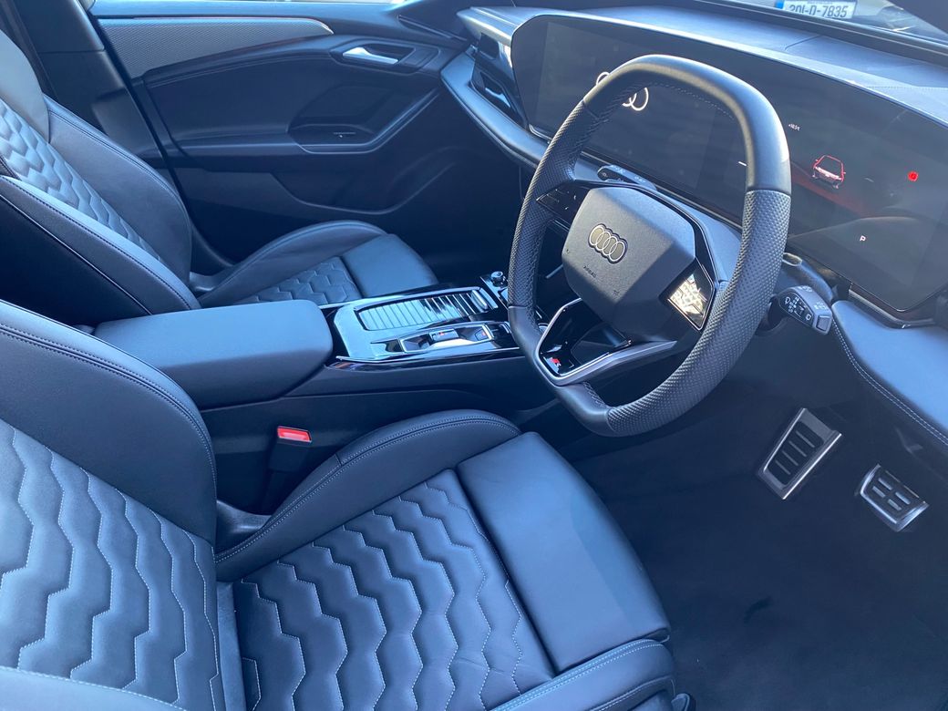 2025 Audi A6 Avant e-tron