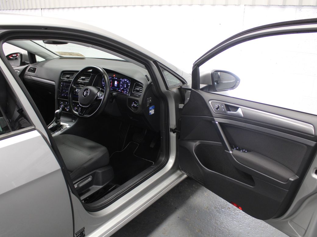 2019 Volkswagen Golf