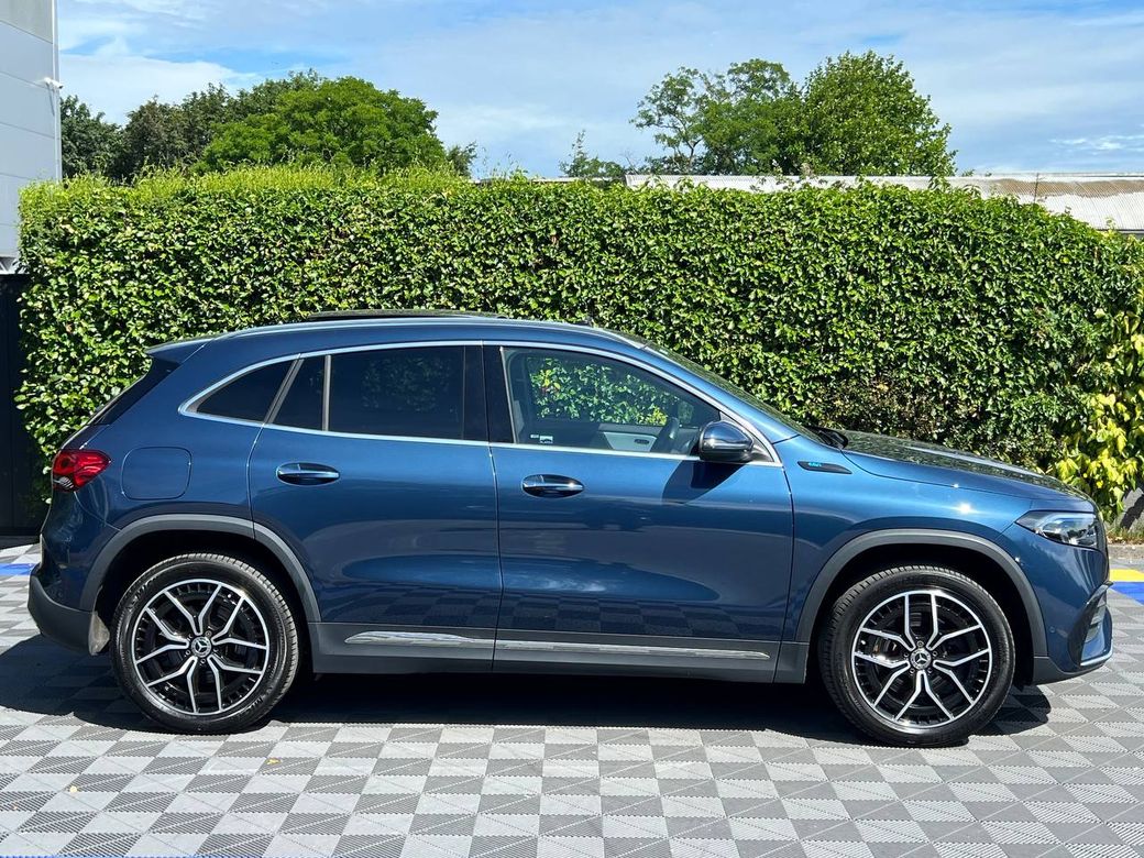 2022 Mercedes-Benz EQA