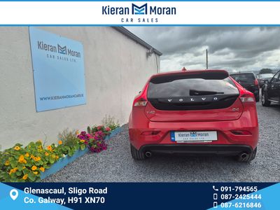 2018 Volvo V40