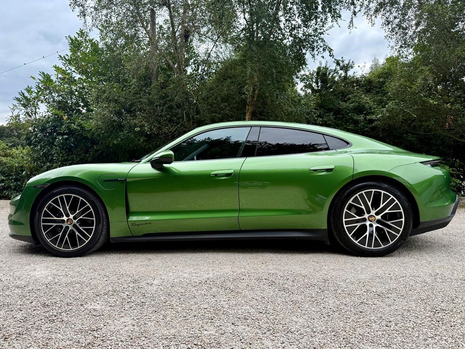 2023 Porsche Taycan