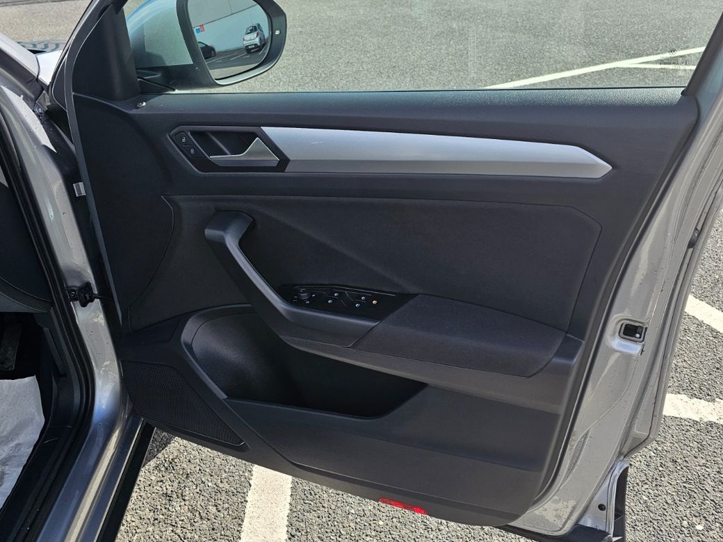 2023 Volkswagen T-Roc