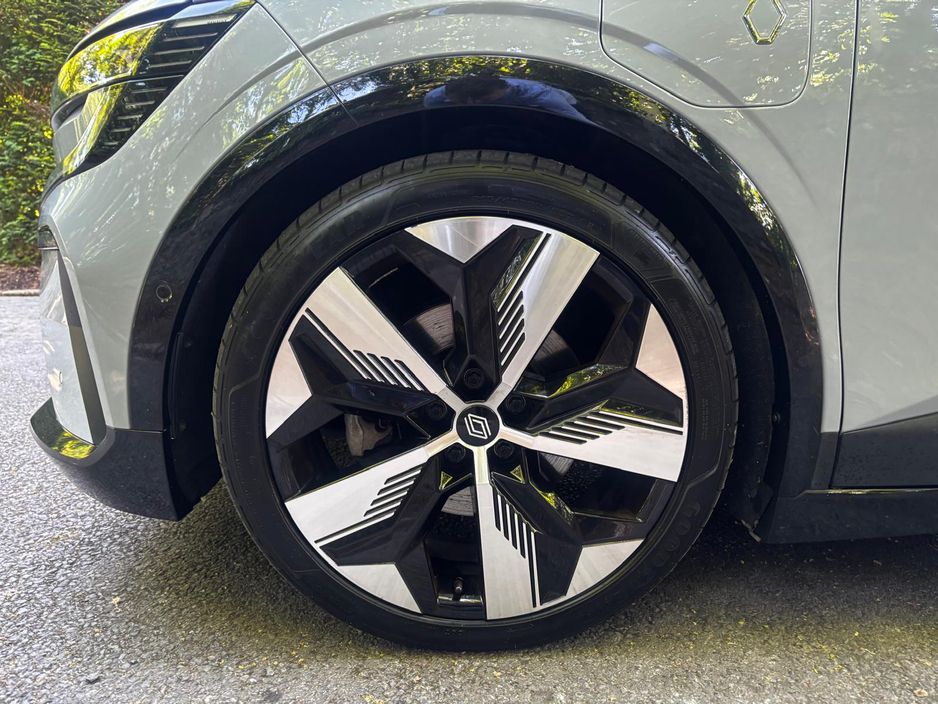 2022 Renault Megane E-Tech
