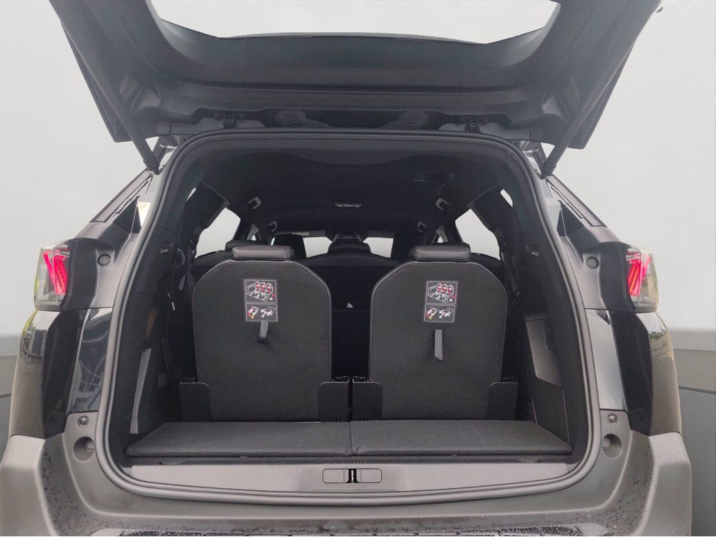 2024 Peugeot 5008
