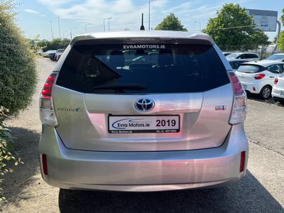 2019 Toyota Prius Alpha