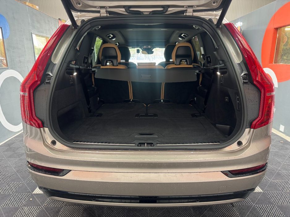 2023 Volvo XC90