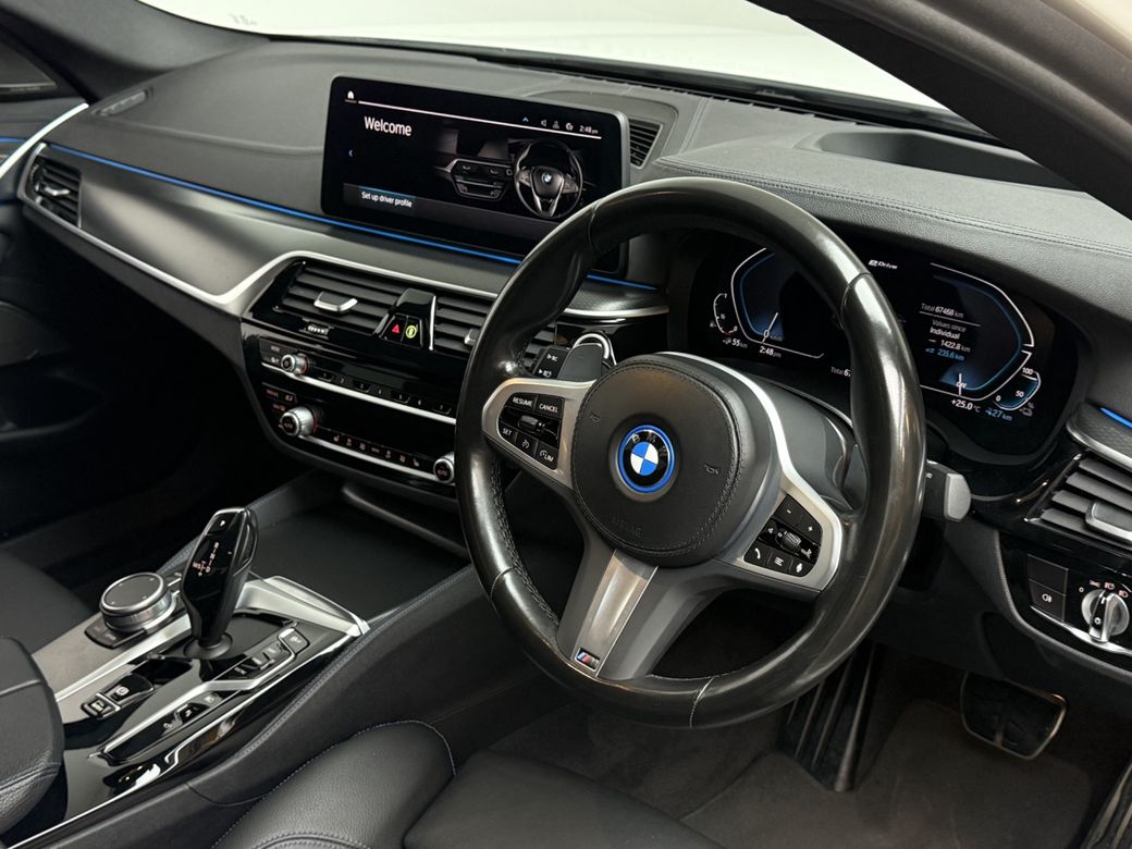 2022 BMW 5 Series
