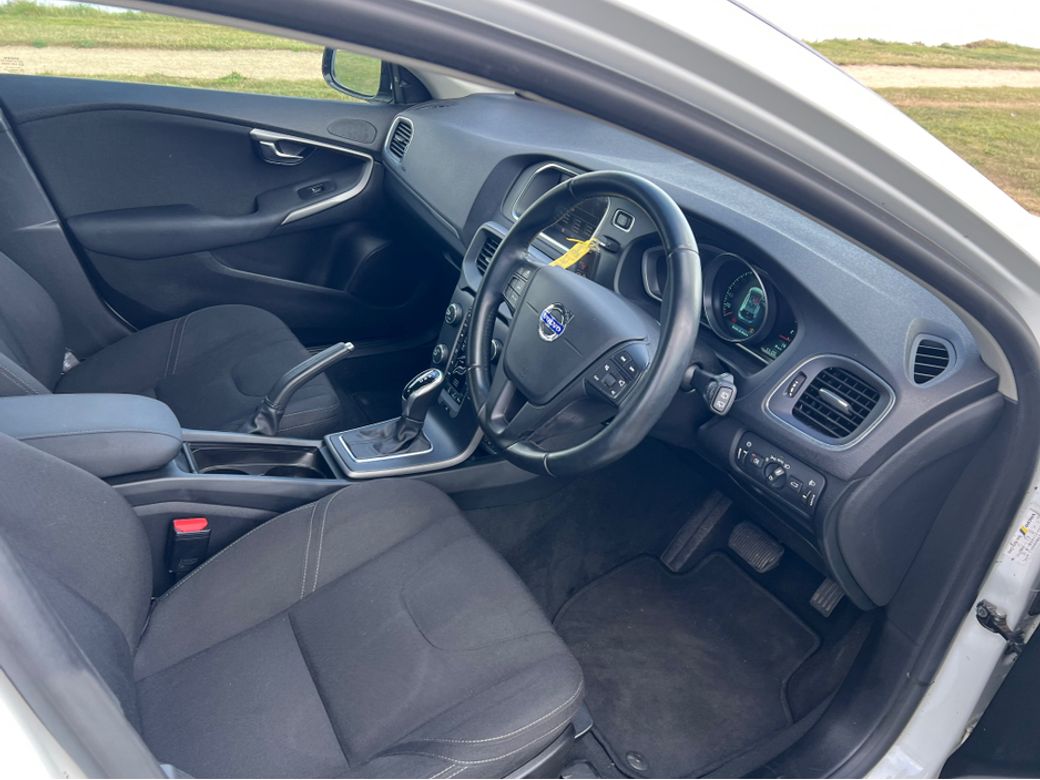 2014 Volvo V40