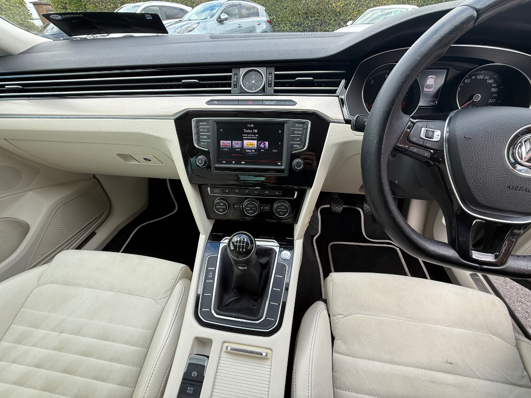 2015 Volkswagen Passat