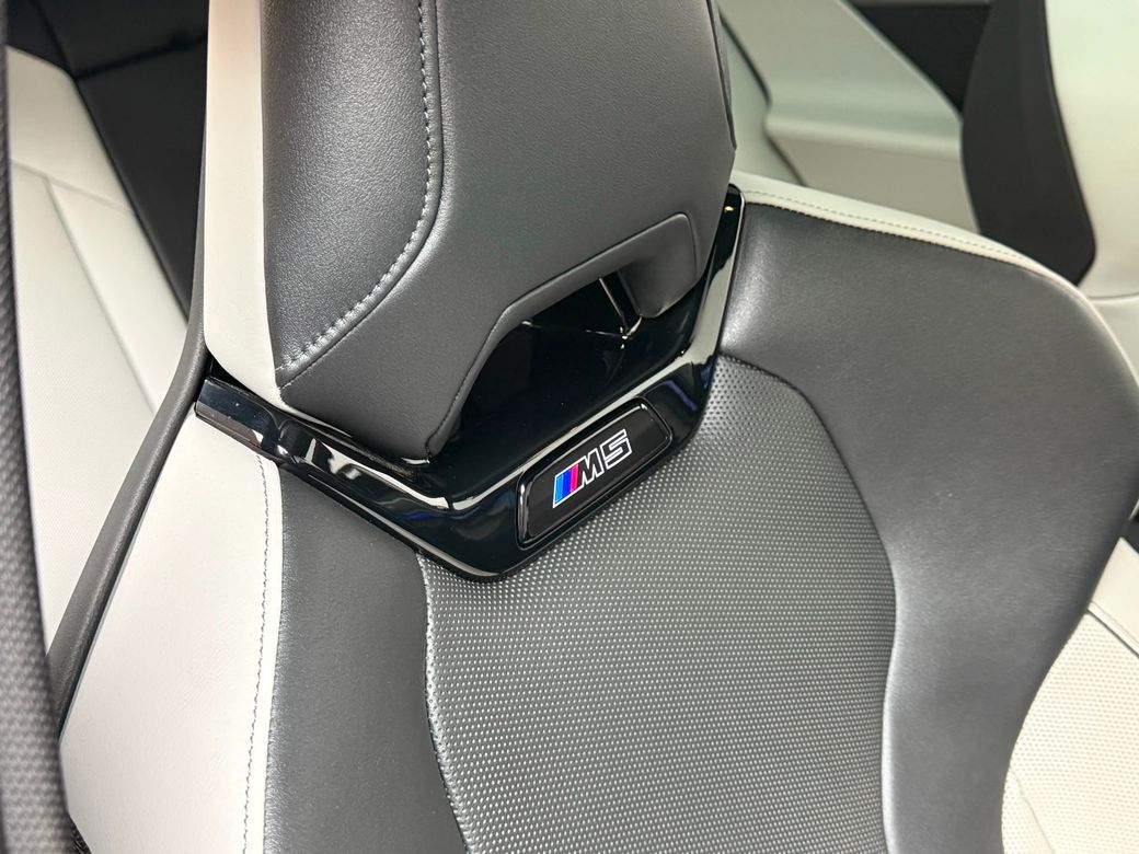 2025 BMW M5