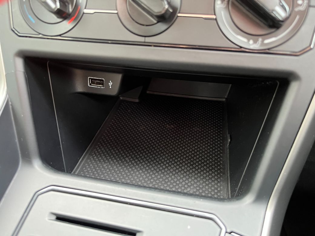 2019 Volkswagen Polo