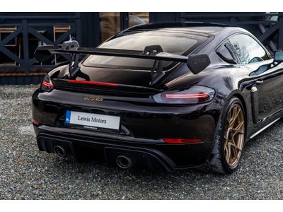 2024 Porsche 718 Cayman