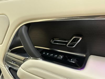 2025 Land Rover Range Rover
