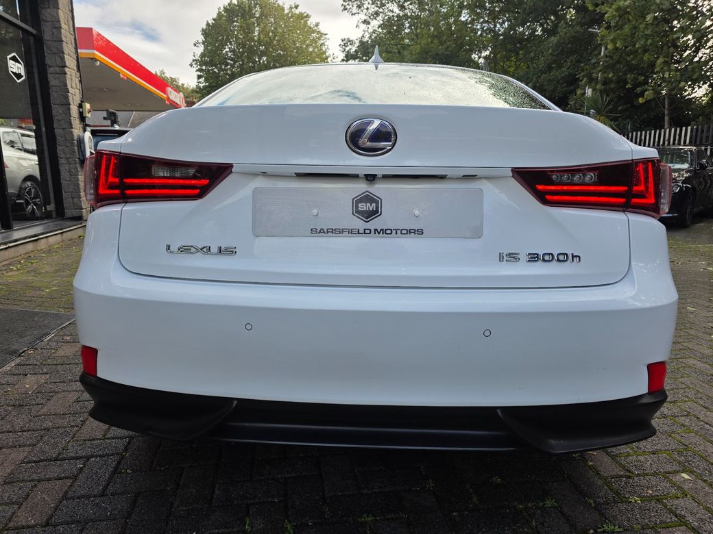 2016 Lexus IS