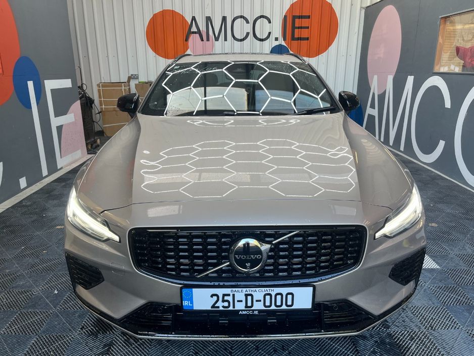 2025 Volvo V60