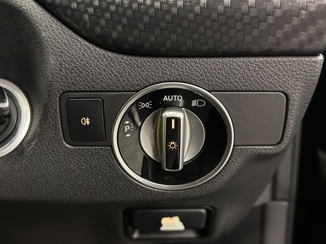 2013 Mercedes-Benz A 180