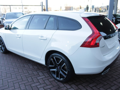 2017 Volvo V60