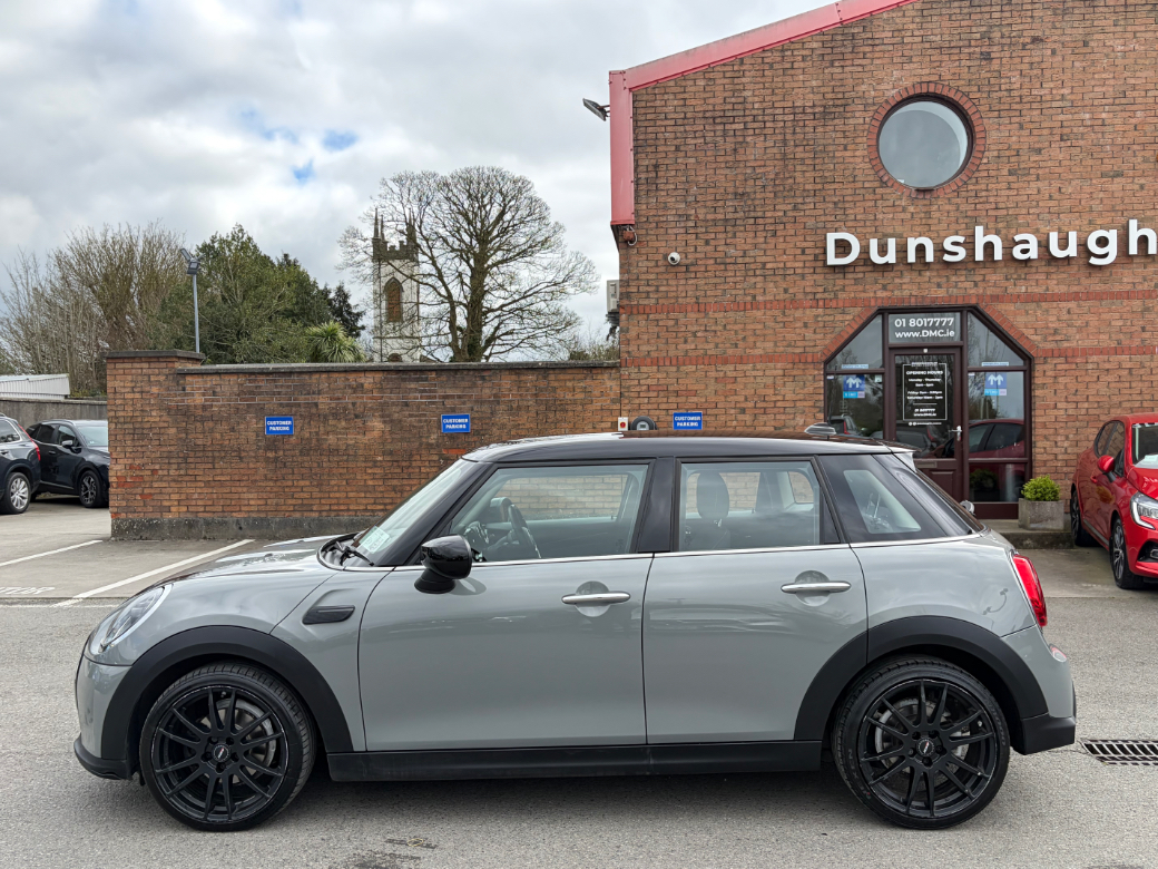 2022 Mini Hatch