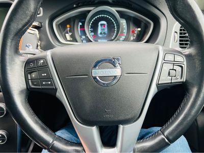 2015 Volvo V40