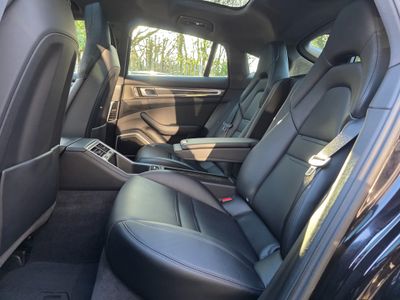 2023 Porsche Panamera
