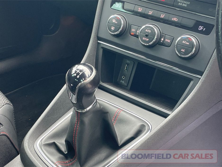 2017 SEAT Leon