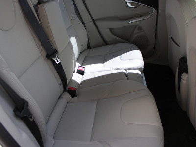 2016 Volvo V40
