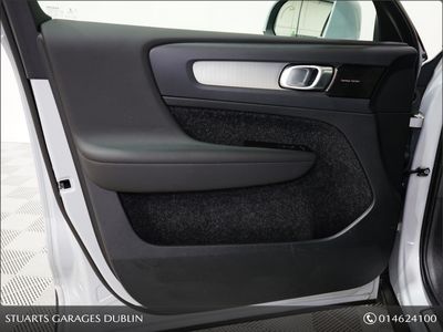 2021 Volvo XC40