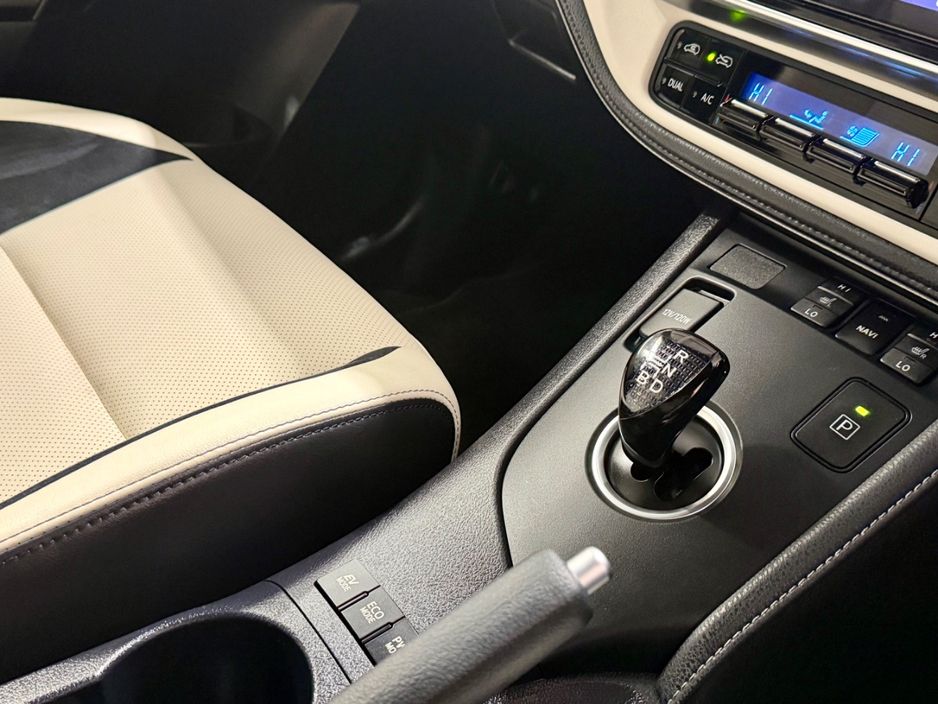 2017 Toyota Auris