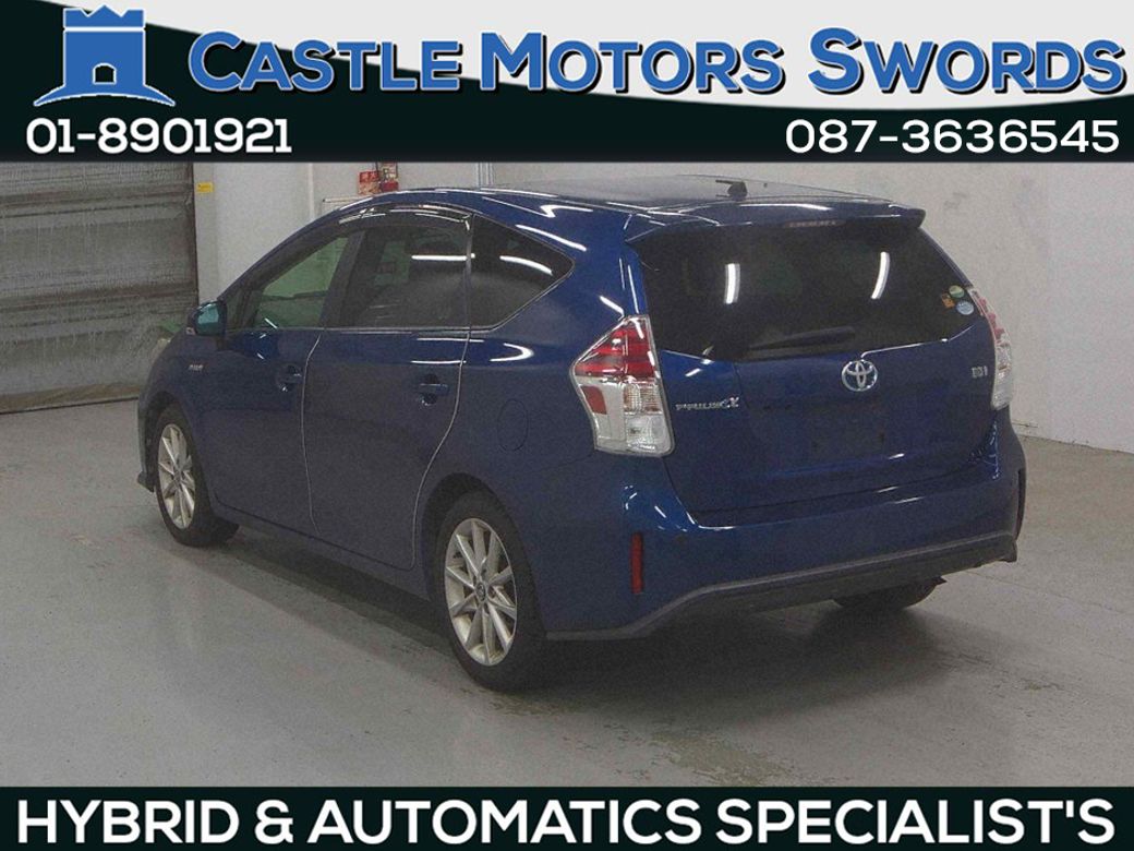 2015 Toyota Prius Alpha