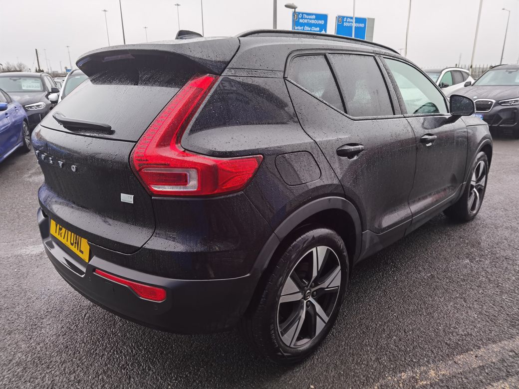 2021 Volvo XC40
